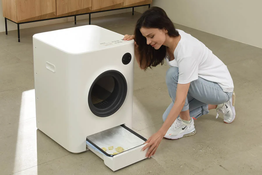 litter box with tray